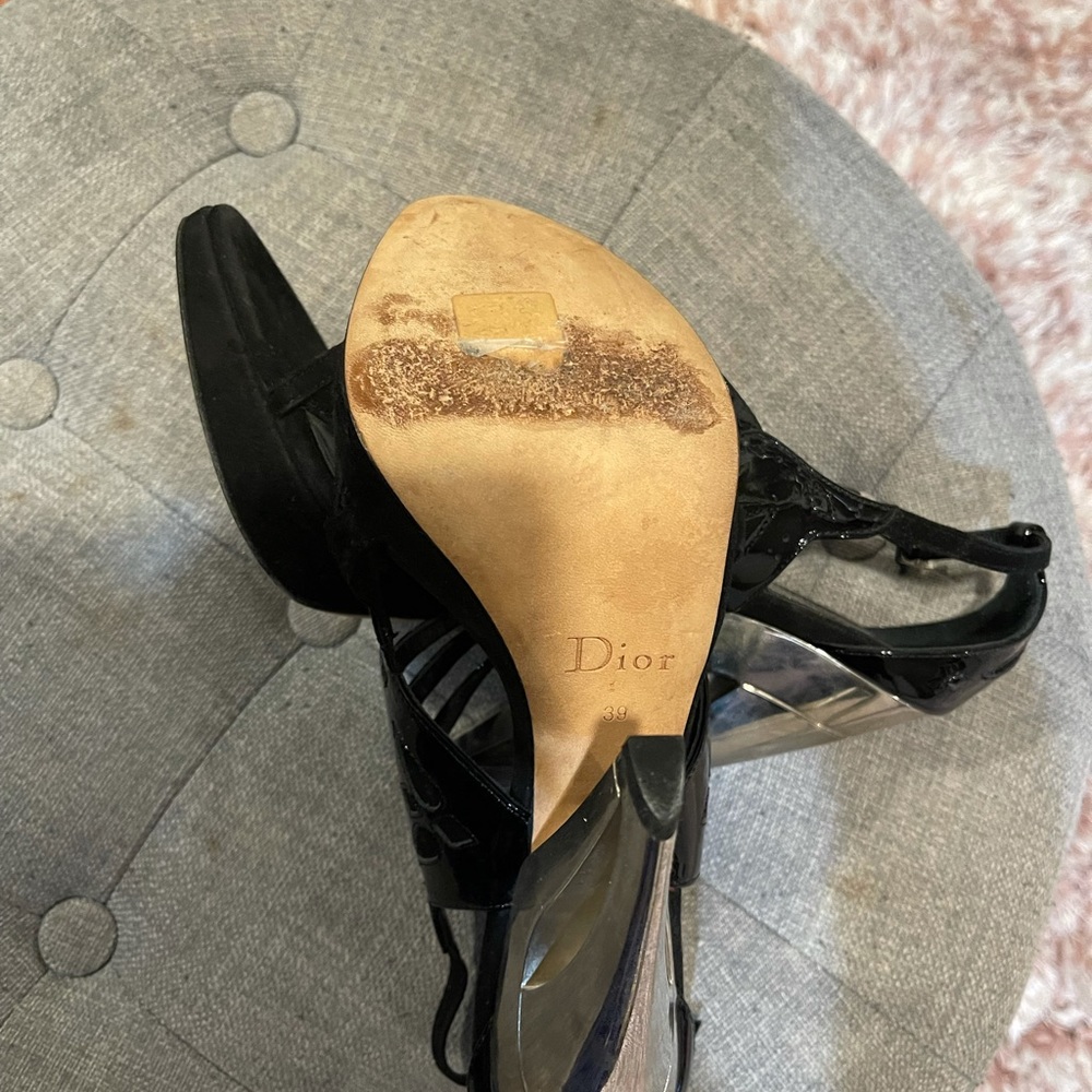 Sandals - Picture 4 of 5